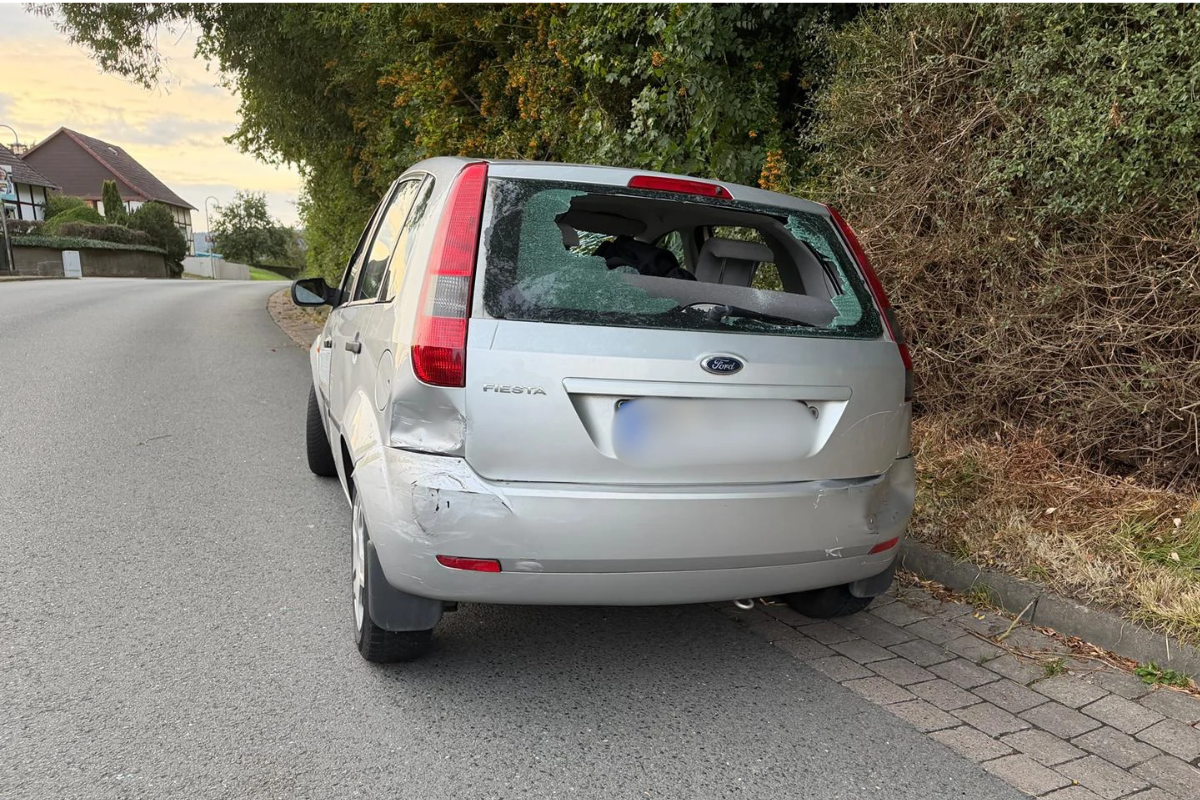 Gewaltdelikt in Weibeck - mutmaßliches Tat-/Fluchtfahrzeug